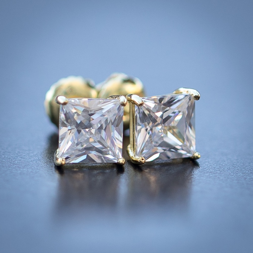 14k Gold Diamond Stud Earrings